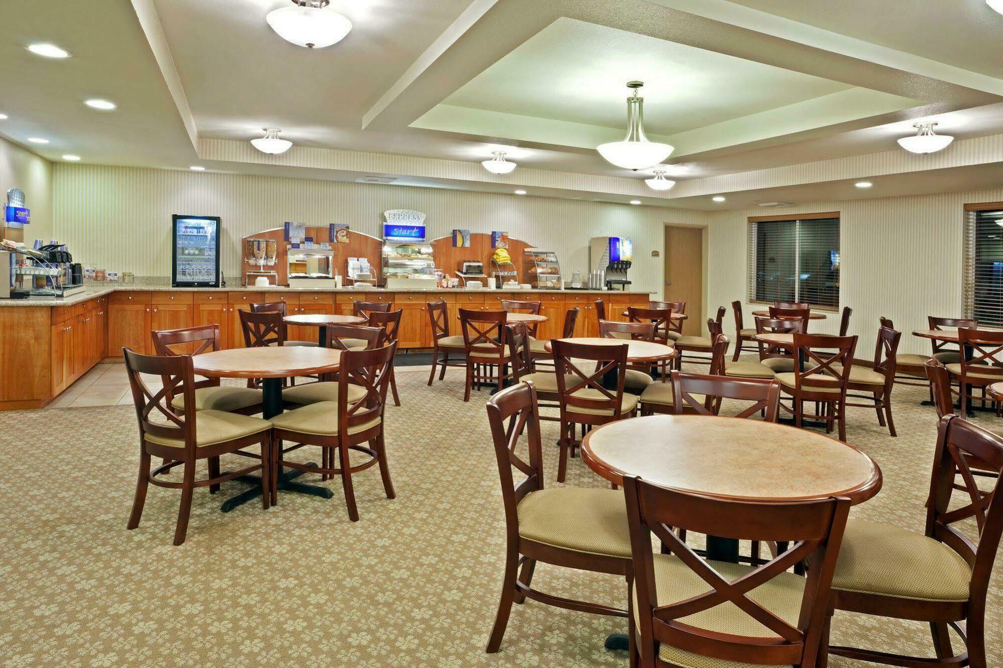 Holiday Inn Express & Suites Lacey - Olympia By Ihg Eksteriør billede